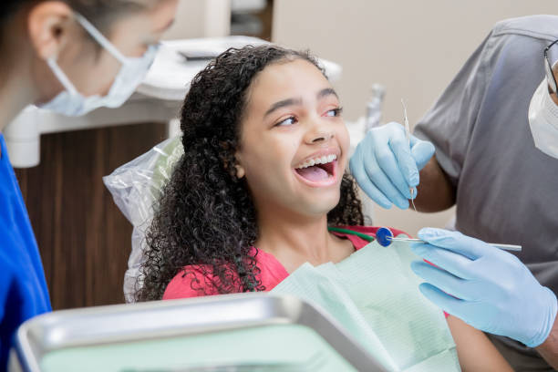 Best Broken or Chipped Tooth Repair in Quinnipiac University, CT